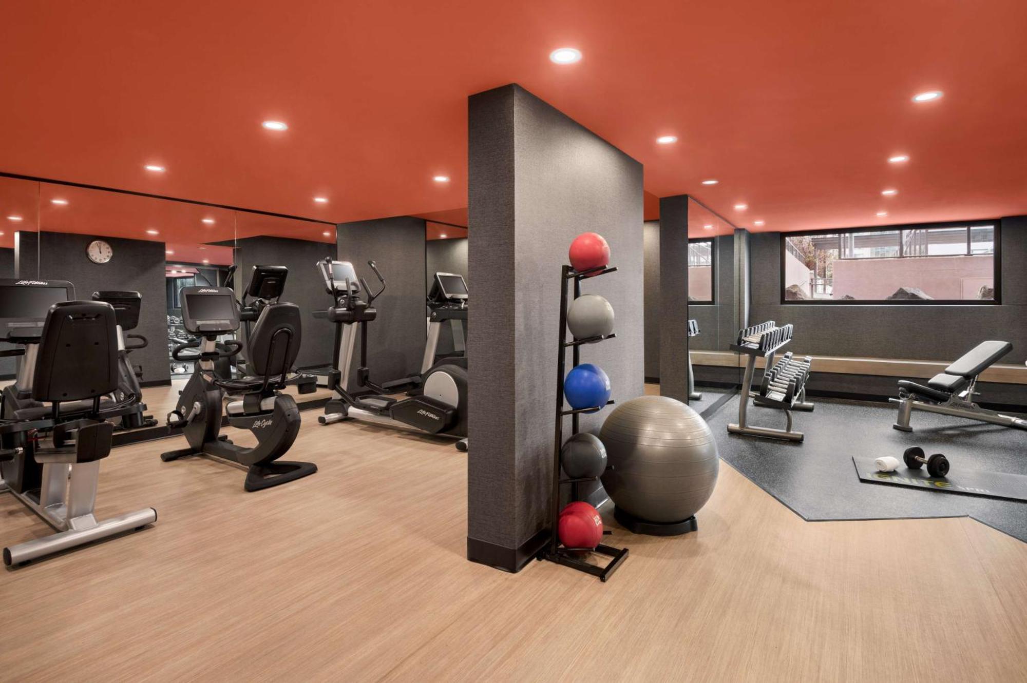 Hilton Vancouver Airport Richmond Bagian luar foto