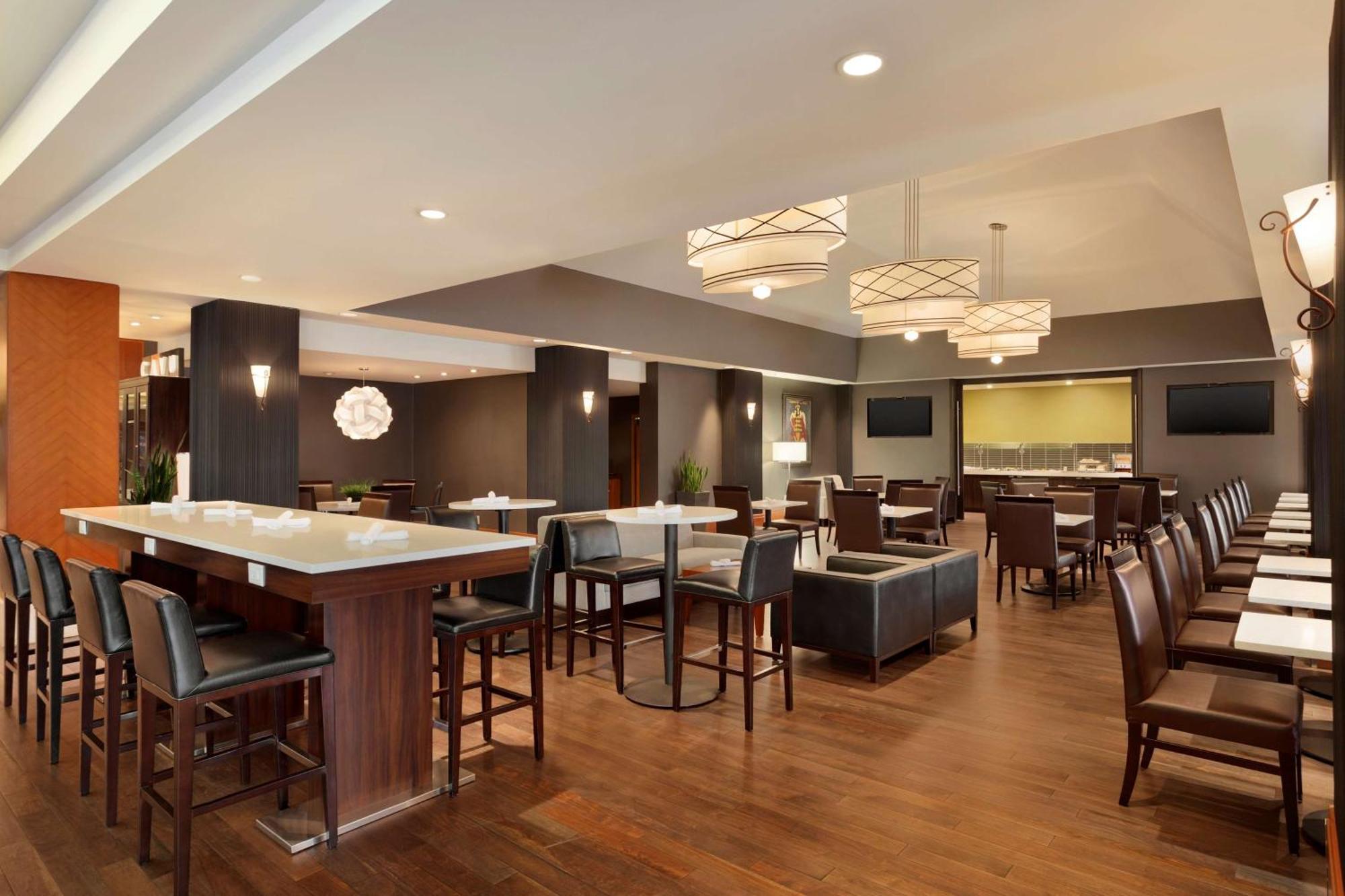 Hilton Vancouver Airport Richmond Bagian luar foto